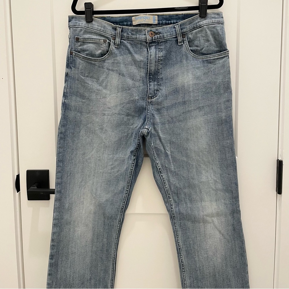 Wrangler 36x34 Straight Fit Flex Jeans
